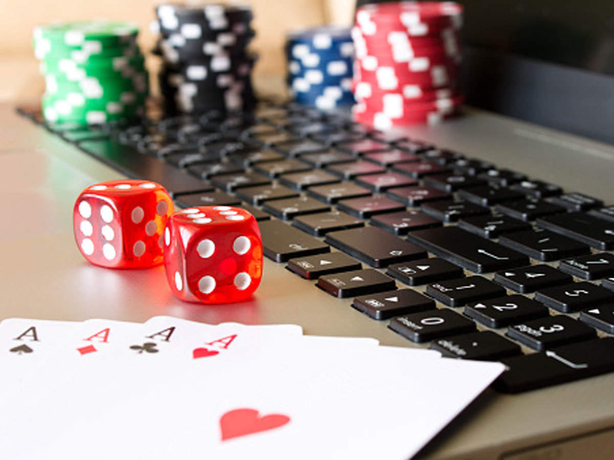 Online poker gambling