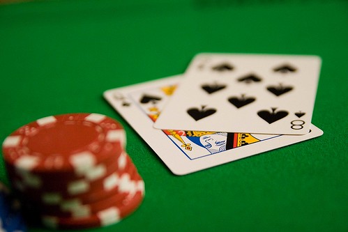 play poker